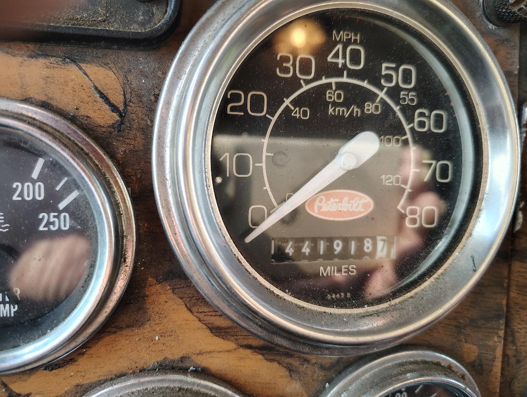 2000 PETERBILT 379 - Image 21